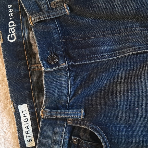 Men's Gap Jeans - Picture 2 of 5